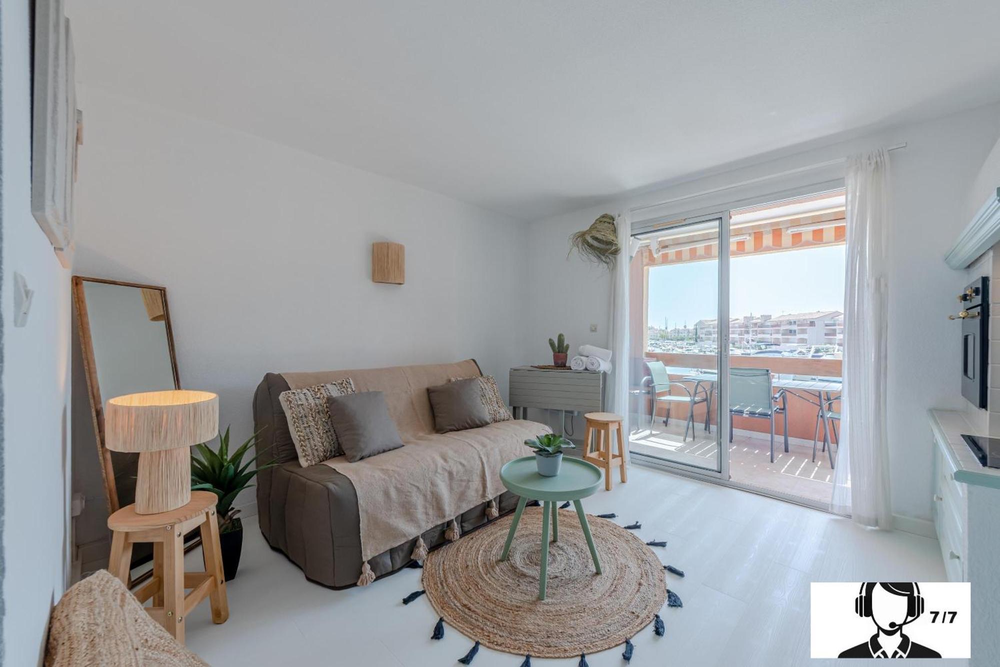 Apartment L'athlantis - Cosy With Terrace And Parking