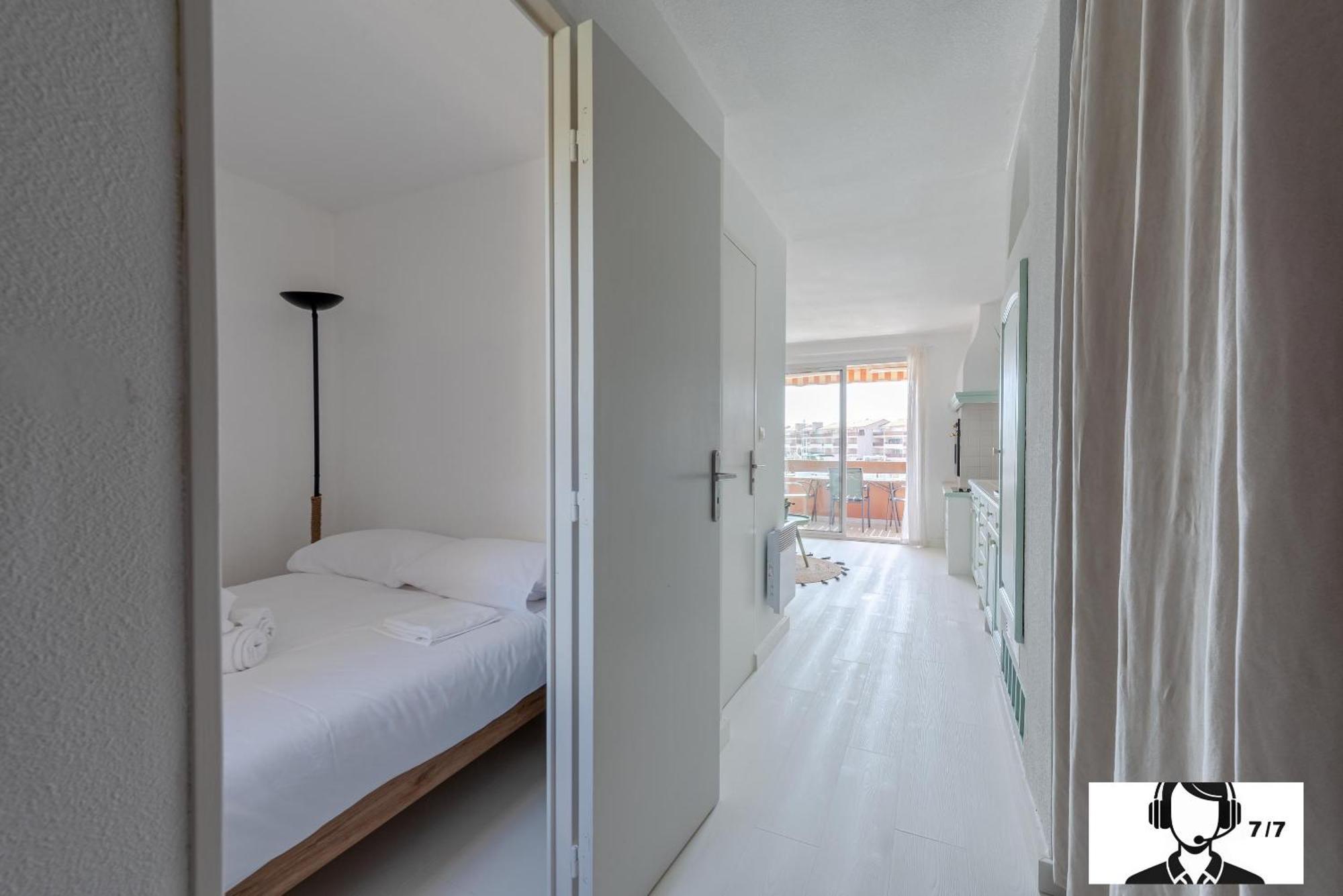 L'athlantis - Cosy With Terrace And Parking Apartment Saint-Cyprien (Pyrenees-Orientales)